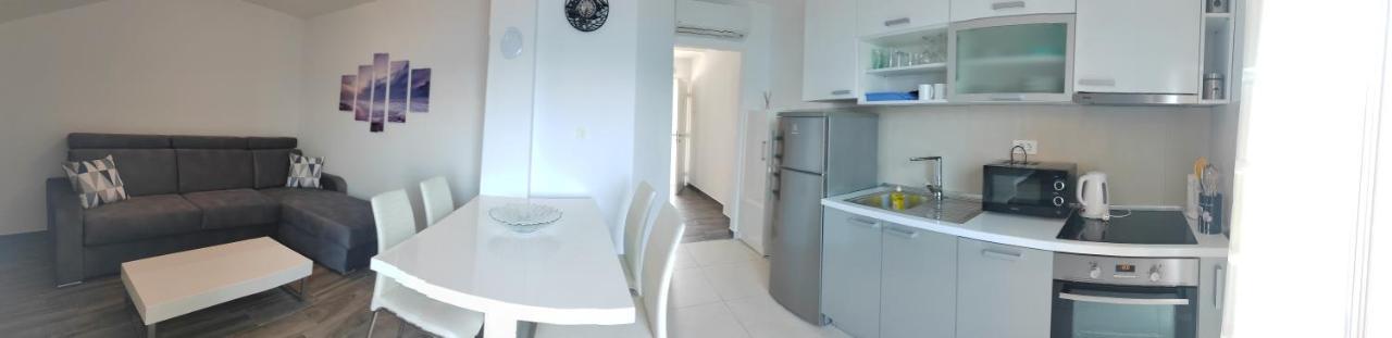 Apartments Poseidon เซรเซร์ ภายนอก รูปภาพ