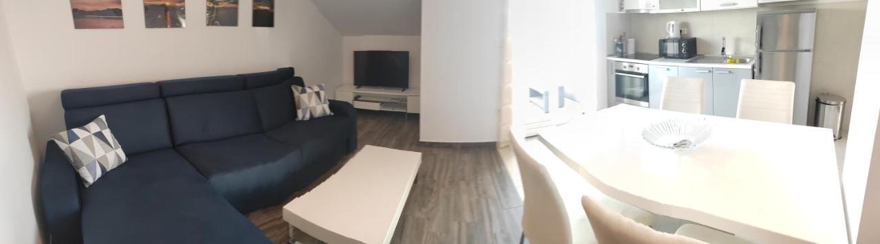 Apartments Poseidon เซรเซร์ ภายนอก รูปภาพ