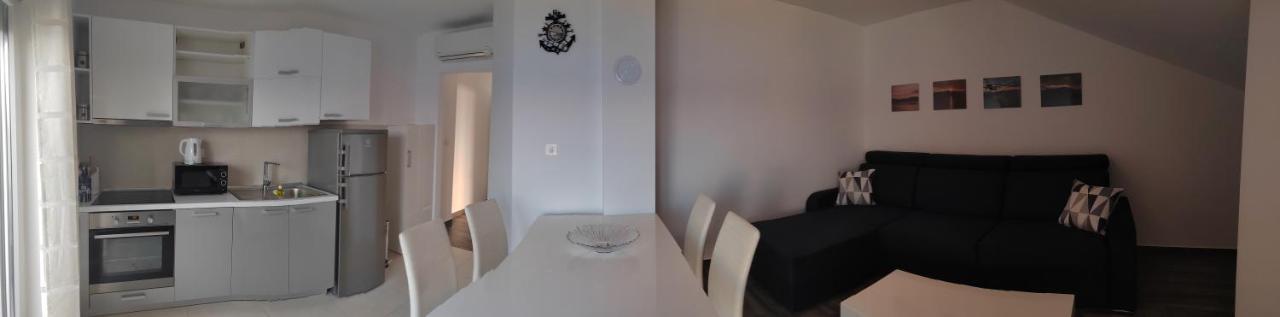 Apartments Poseidon เซรเซร์ ภายนอก รูปภาพ